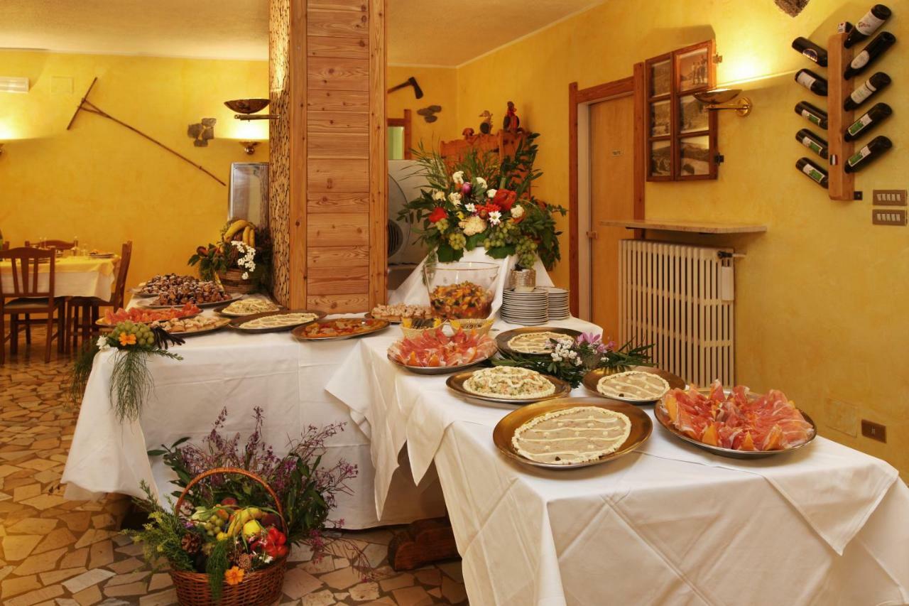 Hotel Holiday Debili Oulx Dış mekan fotoğraf